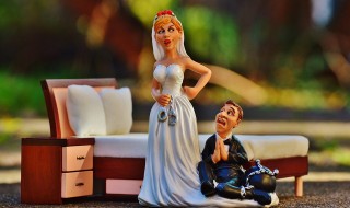 bride-and-groom-1125873_960_720
