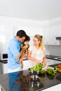 http://localhost/femeia/wp-content/uploads/2012/03/21/familyart1.png