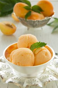 http://localhost/femeia/wp-content/uploads/2013/07/16/inghetata-caise-mica.jpg