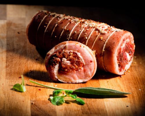 http://localhost/femeia/wp-content/uploads/2013/08/13/rulada-porc-mica.jpg