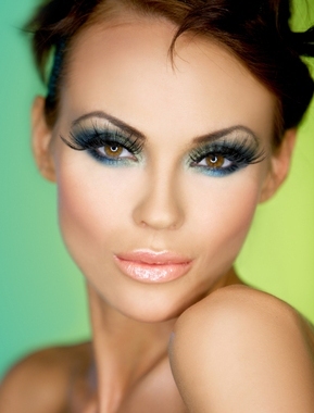 http://localhost/femeia/wp-content/uploads/2013/11/19/430892.jpg