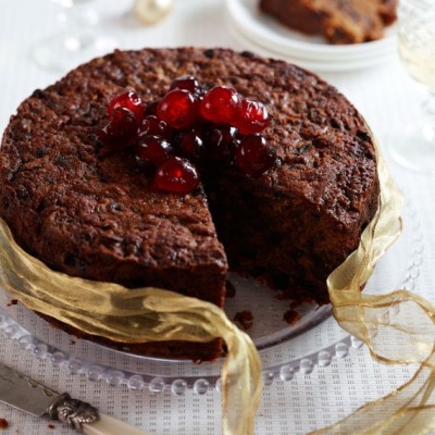 http://localhost/femeia/wp-content/uploads/2013/12/13/prajitura-craciun-fructe-uscate-una-marile-prajituri-craciun-3.jpg