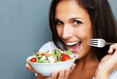 http://localhost/femeia/wp-content/uploads/2014/01/20/alimente-frumusetea-tenului-1.jpg