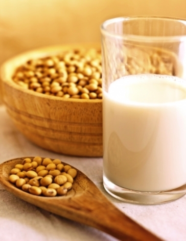 http://localhost/femeia/wp-content/uploads/2014/08/26/beneficii-laptelui-soia-1.jpg