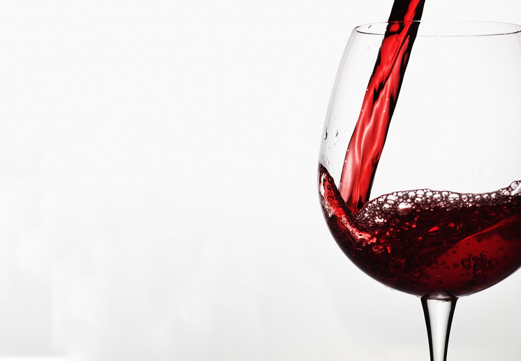Paharul cu vin roșu, porția de sănătate… cu măsură!