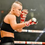 Cristina Stancu: Zâmbește, pictează, luptă! Cristina Stancu: Zâmbește, pictează, luptă!