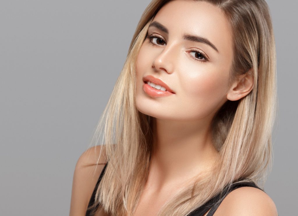 Cum te ajută produsele cosmetice naturale să ai o piele mai frumoasă și sănătoasă