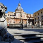 Palermo, trei picioare şi patru colţuri