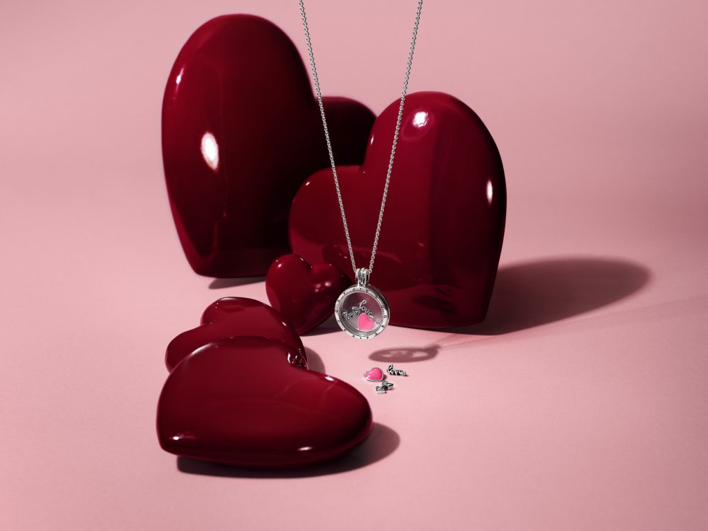 (P) Sărbătoreşte luna dragostei cu noua Colecţie de Valentine’s Day de la PANDORA