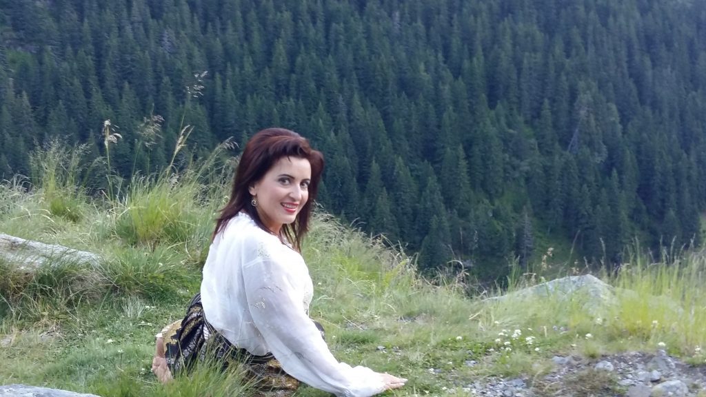 Ionela Bran, păstrătoarea tradițiilor românești