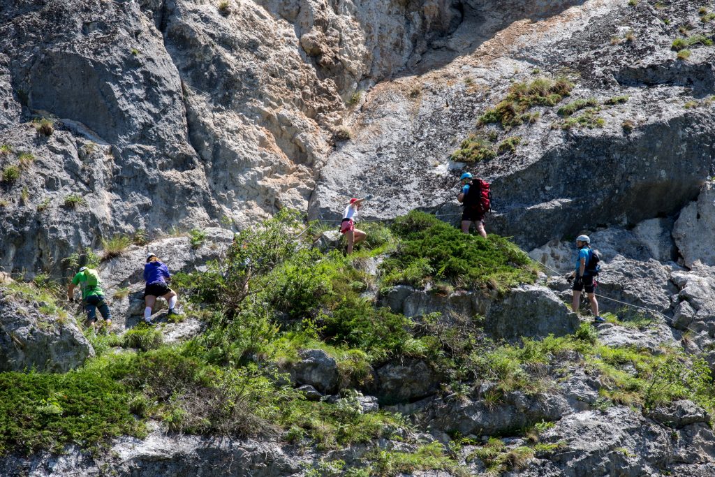 Un nou traseu pentru iubitorii de munte: Via Ferrata Astragalus