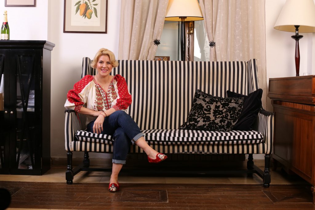 Cristina Chiriac: Ia are lumea la picioare