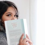 6 beneficii ale lecturii care te vor convinge să citești zilnic