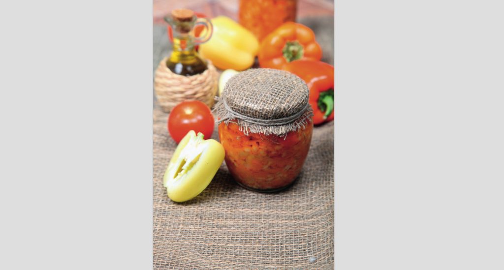Conserve de toamnă: Sos gros de roșii cu ardei