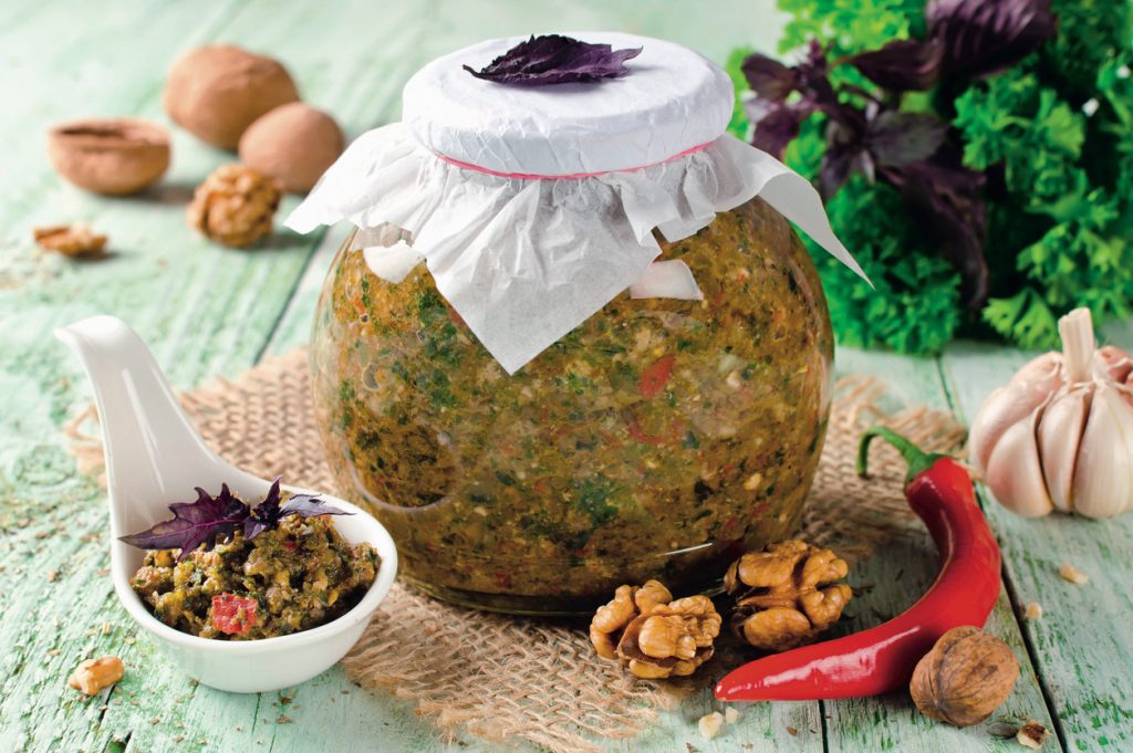 Conserve de toamnă: Salsa verde picantă