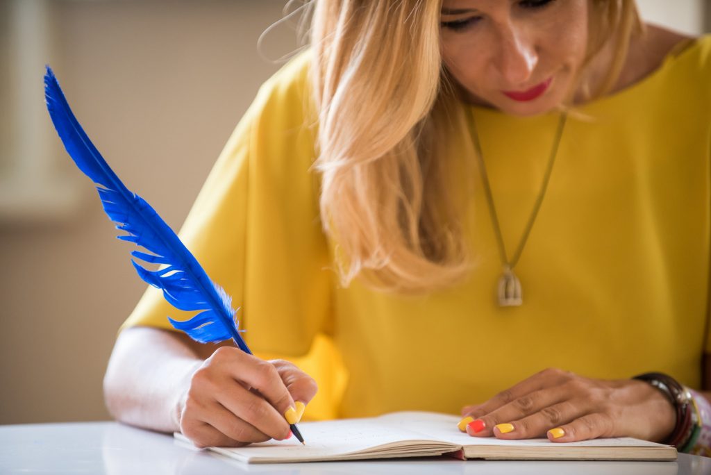 Raluca Kișescu: Beletristica te ajută să-ți construiești brandul