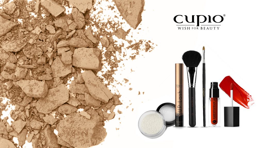 5 produse cosmetice care nu ar trebui să îți lipsească din portfard