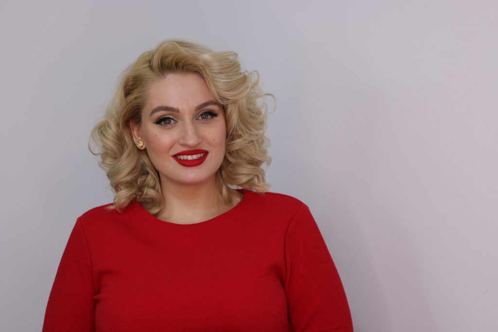 Ioana Dumitrache: Rolul frumuseții e să stârnească emoții frumoase