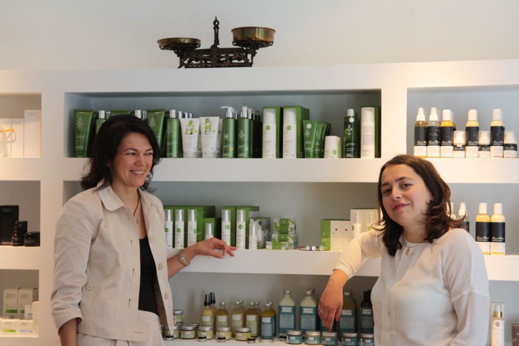 Alma și Ioana – armonie și culoare într-o lume bio