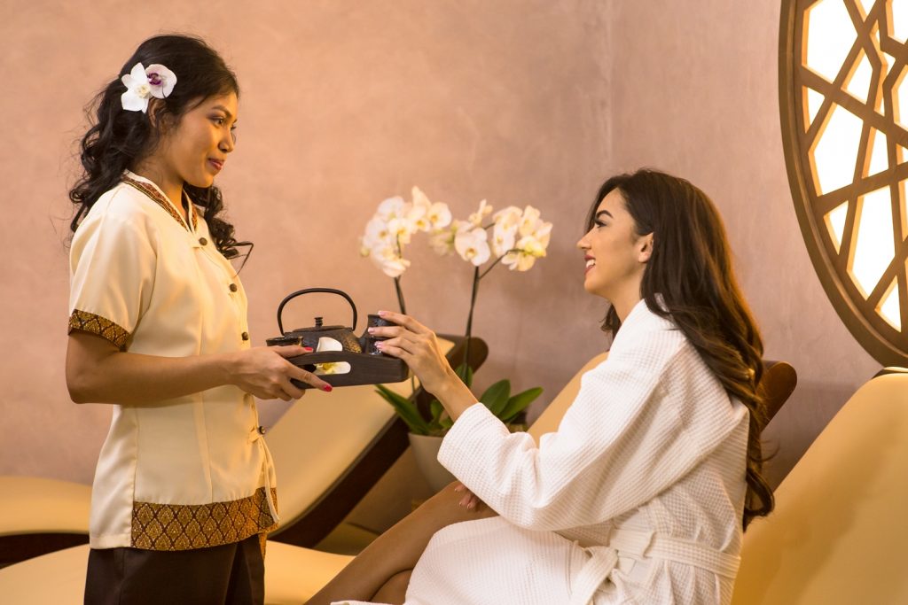 (P) La ce apelează tot mai mulți români pentru relaxarea de week-end