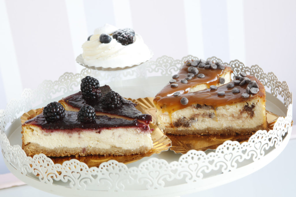 Oana Rizea meșterește dulciuri de poveste