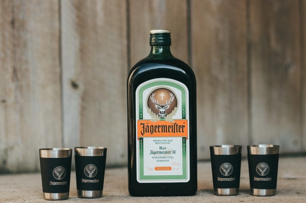 Cum poți consuma Jagermeister după sărbători fără să îți afecteze dieta