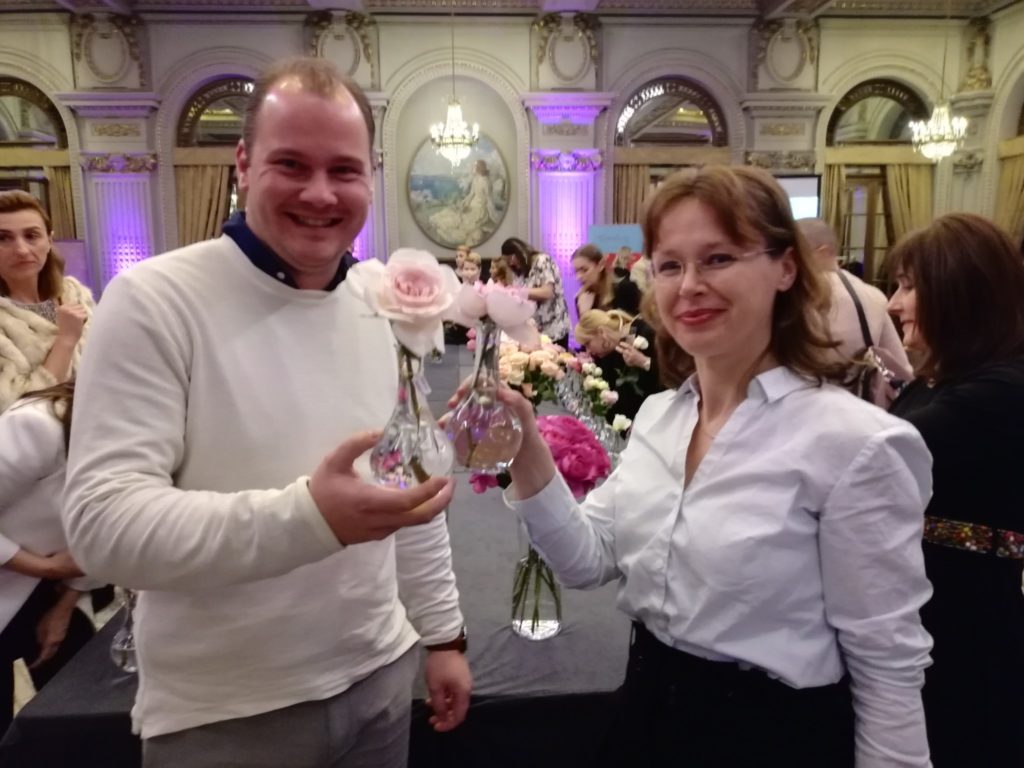 Numele trandafirului