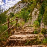 hiking-3451660_1920