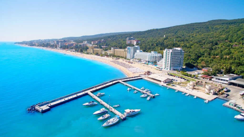 (P) Vacanța de vară cu buget limitat. Destinații pentru un concediu de neuitat