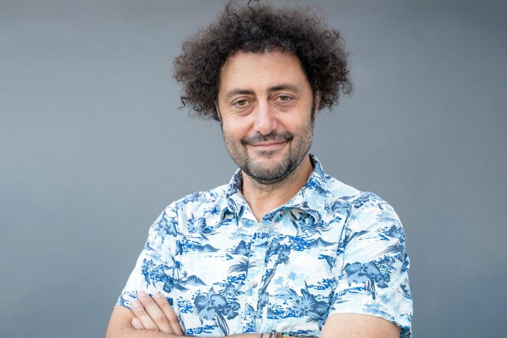 Jesús del Cerro: spaniolul care regizează filme în România, crede în artă și emoție!