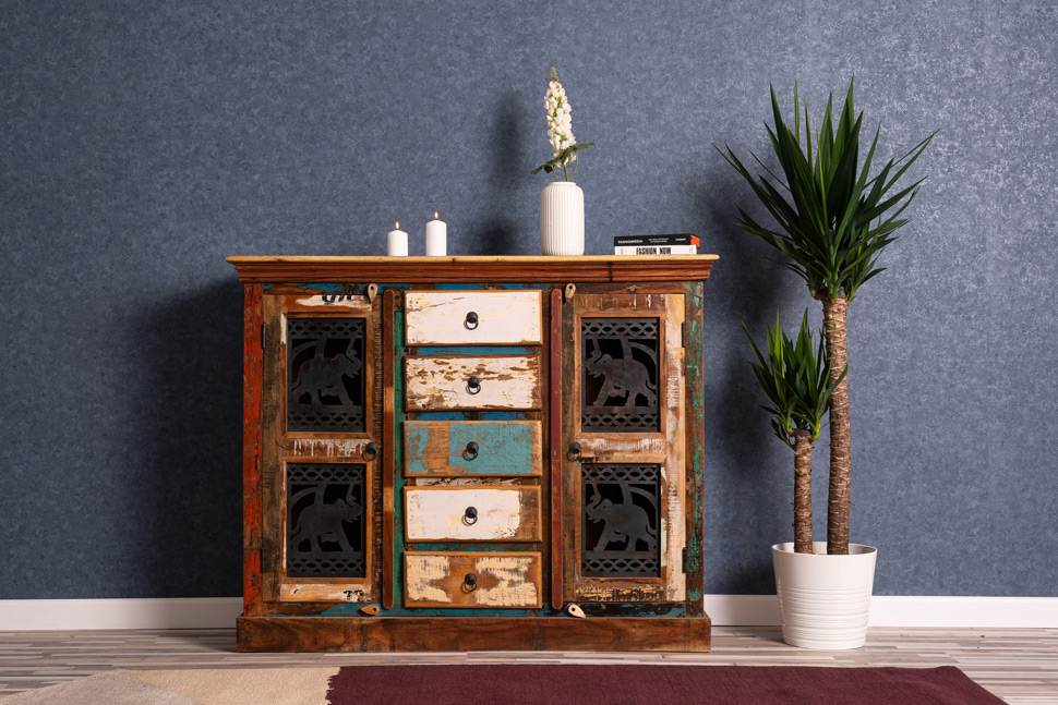 mobilier exotic