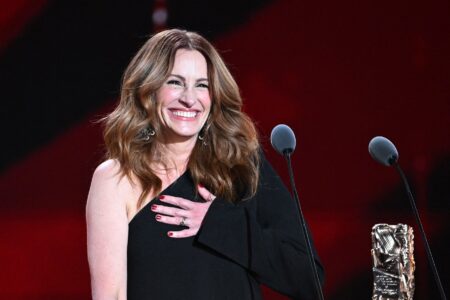 La 58 de ani, Julia Roberts arată că naturalețea învinge filtrele și machiajul: „Cred că mi-am asumat deja un risc mare refuzând să fac un lifting facial”