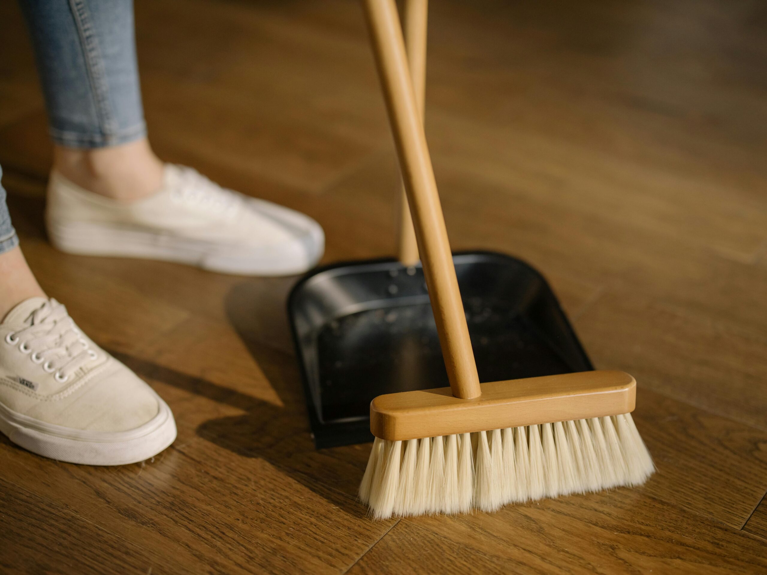 Muncește inteligent, nu mai mult. Trucuri de curățenie inteligente care te ajută să-ți menții casa în ordine zilnic, fără să-ți dedici ore întregi treburilor casnice