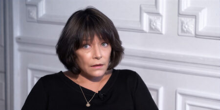 Cătălina Mustață, femeia, dincolo de roluri și scenă: „Din când în când joc teatru, în rest, sunt cel mai normal om de pe lume”. EXCLUSIV