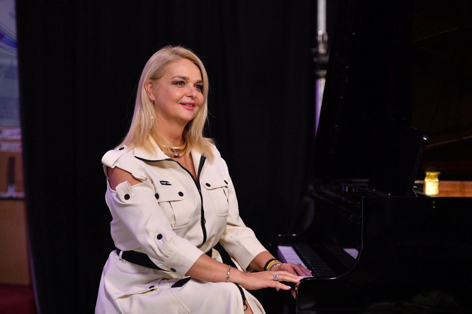 Iuliana Marciuc, dezvăluiri despre fiul său. Sursa foto: Facebook