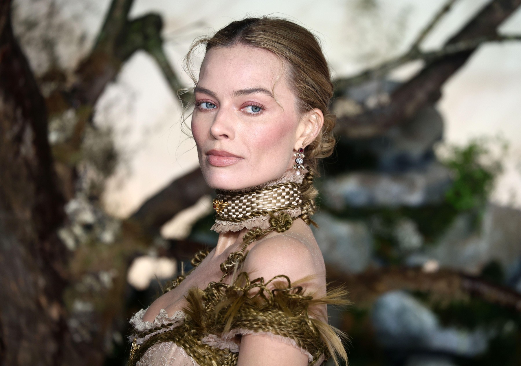 Margot Robbie, la premiera britanică a filmului „Pe aripile vântului”, la Odeon Luxe Leicester Square. Londra, Marea Britanie. 5 februarie 2026. Sursa foto: SOPA Images, SOPA Images Limited / Alamy / Profimedia