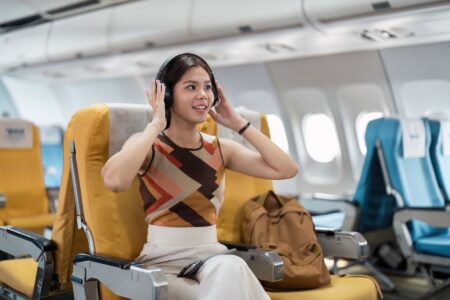 Sfaturi utile pentru prima călătorie cu avionul. Tot ce trebuie să știi pentru o experiență plăcută