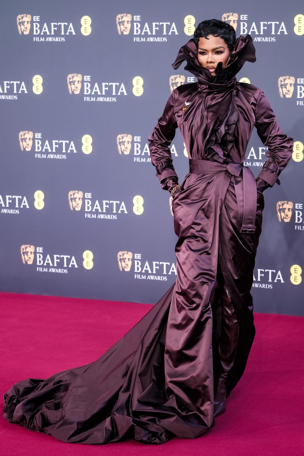 Teyana Taylor a fost prezentă pe covorul roșu la EE BAFTA Film Awards 2026.Sursa foto: Julie Edwards / Avalon / Profimedia