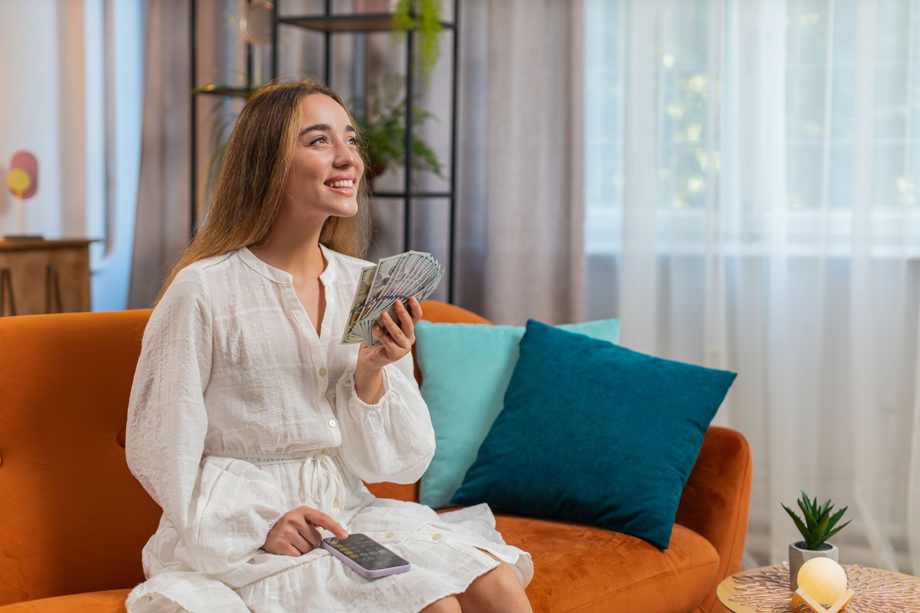 Cum să câștigi mai mulți bani fără să te epuizezi. Data: Andrii YEMELIANENKO / Stock Budget / Profimedia