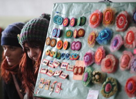 Mărțișorul, simbolul primăverii. Legende, tradiții și superstiții de 1 martie