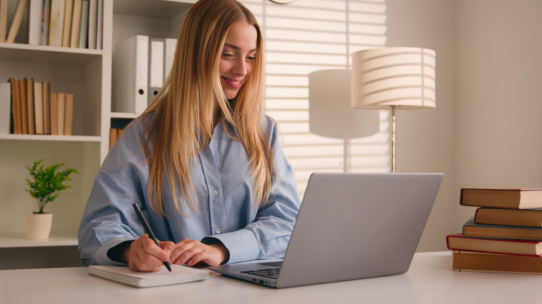 Testează-ți ideea de afacere fără să pierzi timp sau bani. Sursa foto: Yuliia Kaveshnikova / Stock Budget / Profimedia