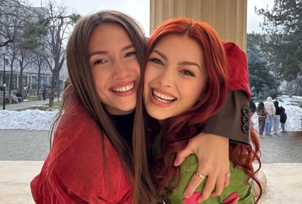 Prietenia fără invidie între două femei chiar există. Elena Gheorghe și Adela Popescu au o poveste cum doar în filme mai vezi