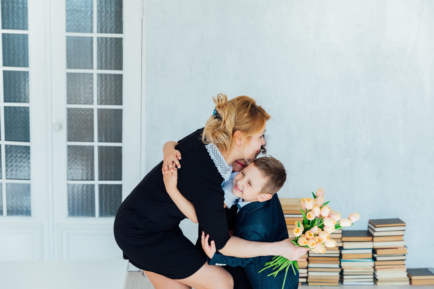 Ce și-ar dori profesoarele să primească de 1 și 8 Martie. Mărturia unui cadru didactic: „Perioada aceasta e una copleșitoare și abia aștept să treacă”