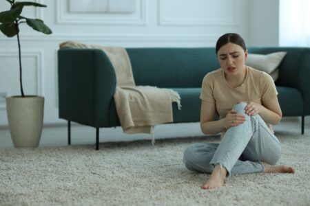 Durerea persistă mai mult la femei decât la bărbați. Explicația ține de sistemul imunitar și hormoni