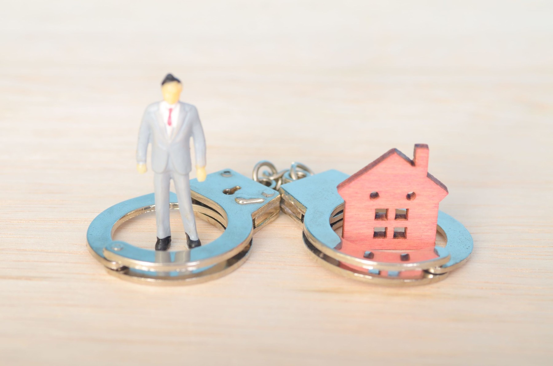 Nu totul se pierde. Ce bunuri și venituri rămân în siguranță chiar și cu datorii. Sursa foto: Stock Budget / Profimedia