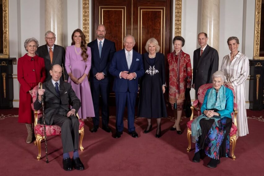 Kate Middleton a atras toate privirile la comemorarea Reginei Elisabeta. Accesoriul purtat de Prințesa de Wales a transmis un mesaj special