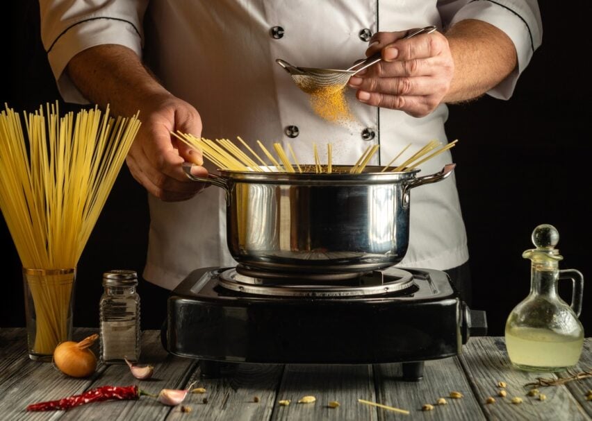 Trucul bucătarilor italieni pentru paste perfecte: regula 1000-100-10 explicată pas cu pas
