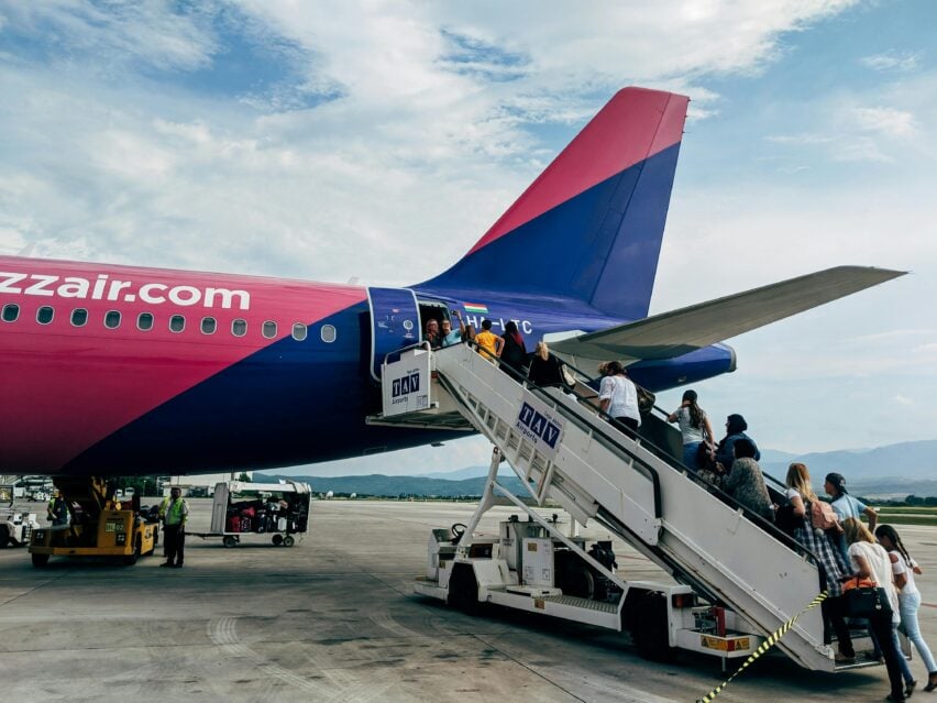 Wizz Air vine cu o noutate pentru confortul pasagerilor. Ce se schimbă în noile aeronave