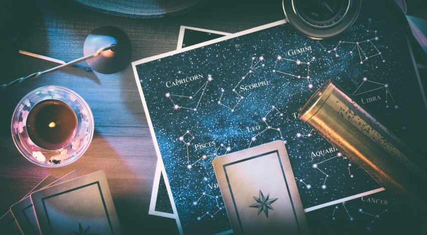 Ce datorii karmice își încheie zodiile în 2026. Astrologii vorbesc despre un an al transformărilor profunde
