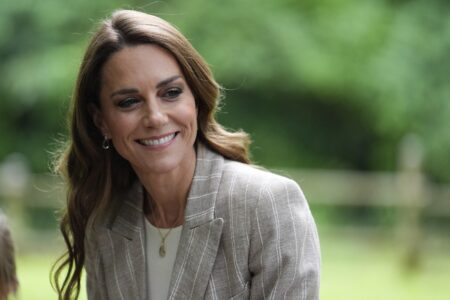 Kate Middleton a încălcat ani întregi o regulă impusă de Regina Elisabeta